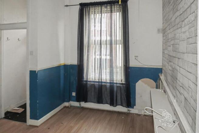 40 Lockhart Road, Preston, Lancashire, PR1 6BT