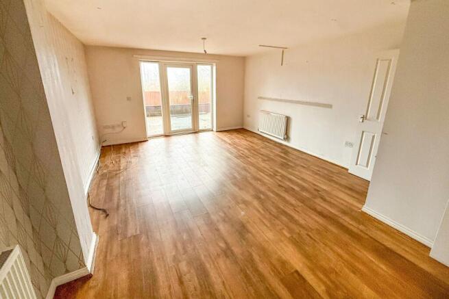 17 Little Meadow Close, Ilkeston, Derbyshire, DE7 8YH