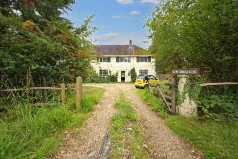 Marchwood, Fairoak Lane, Leatherhead, Surrey, KT22 0TP