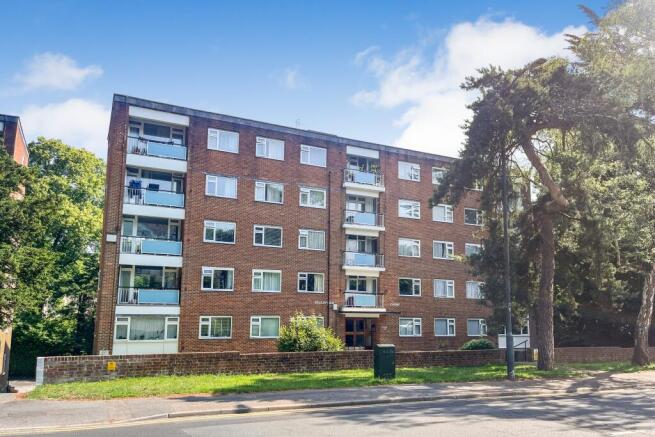 Guildford Court, 29 Surrey Rd, Bournemouth BH4 9HP