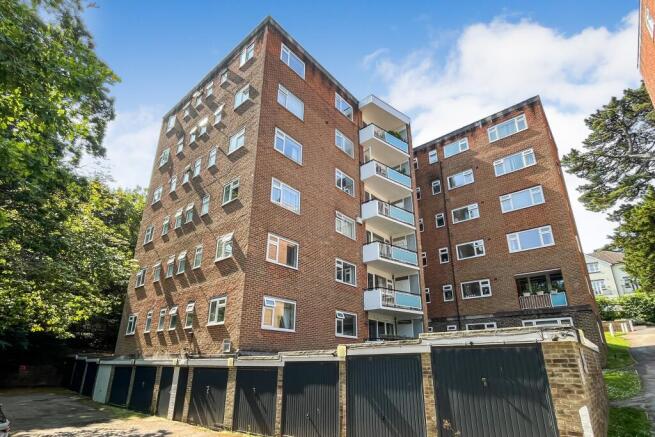 Guildford Court, 29 Surrey Rd, Bournemouth BH4 9HP