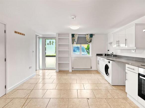 Kitchen (2)