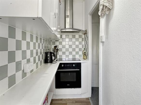 Kitchen (2)