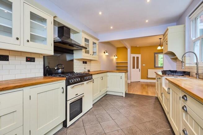 Edward Knight 202...