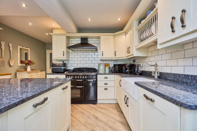 Edward Knight 202...