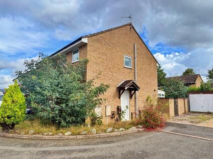 Heather Close, Rugby