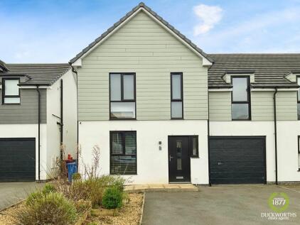 Balmoral Gardens, Darwen, BB3
