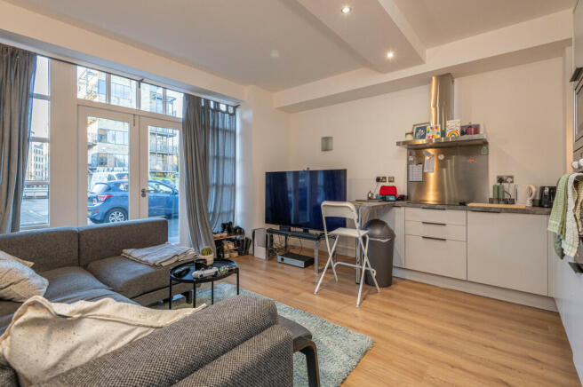 Living/kitchen