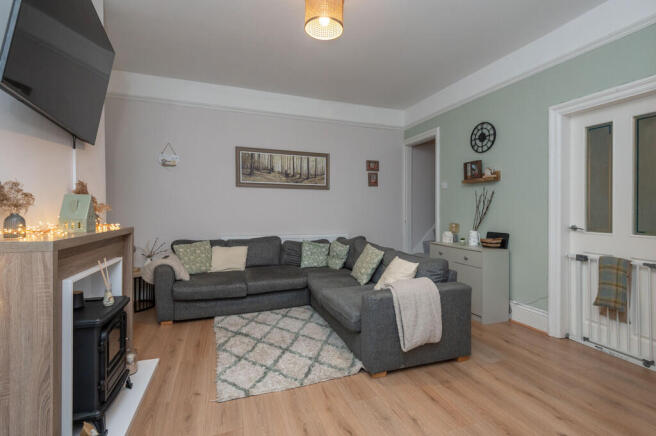 Living Room (2)