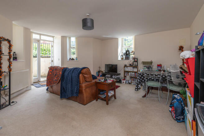Breman House HD1 ...