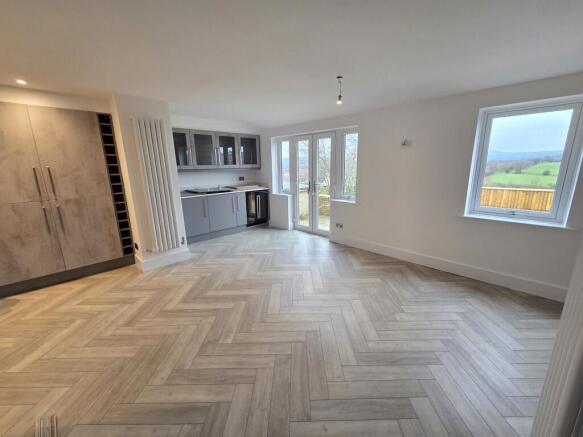 Dining kitchen (3...