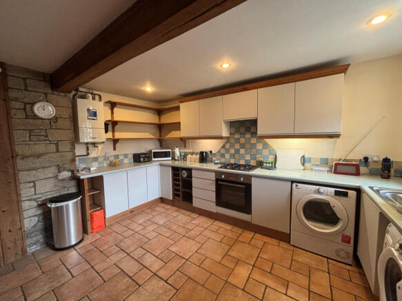 2 threshing barn kitchen