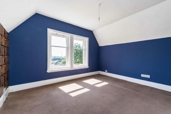 20260105_192800000_iOS 1 1