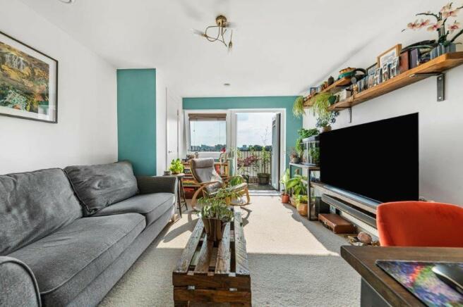 Living Room (a)