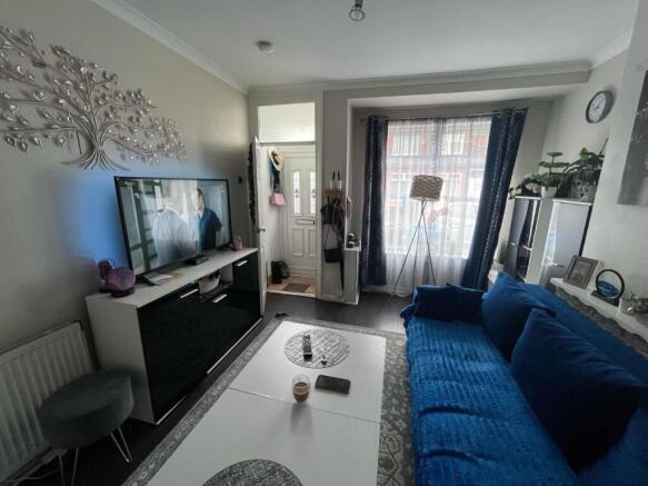 Photo 3