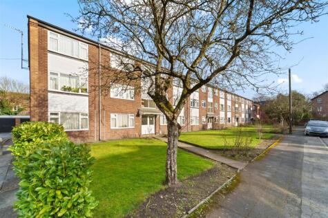 Rookfield Avenue, Sale