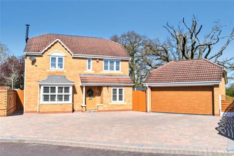 Kestrel Crescent, Droitwich Spa, Worcestershire, WR9
