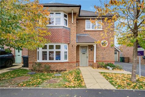 Raven Gardens, Droitwich Spa, Worcestershire, WR9