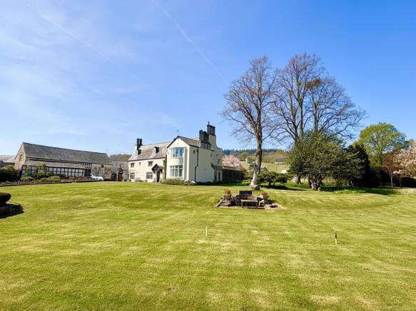 manor house 1