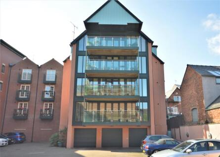 Apartment with Cathedral Views, Riverview Court, Hereford
