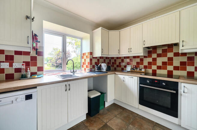 1329428-13-688b618ed8f97