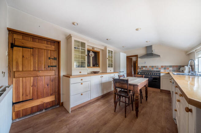 1388822-11-6941a098115cf