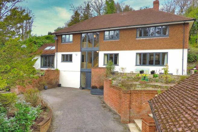 5 bedroom detached house  for sale Haslemere