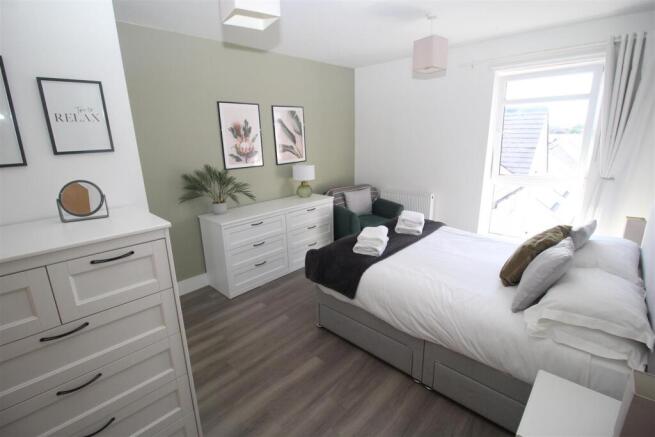Bed 1.JPG
