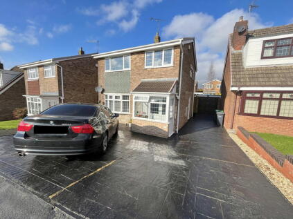 Hoylake Drive, OFF OAKHAM ROAD, Tividale.