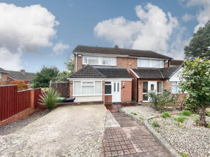 Astons Close, Brierley Hill, DY5 2QT