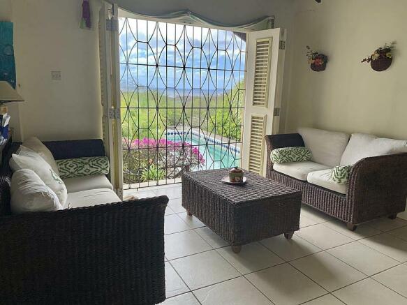 11 Golf Ridge