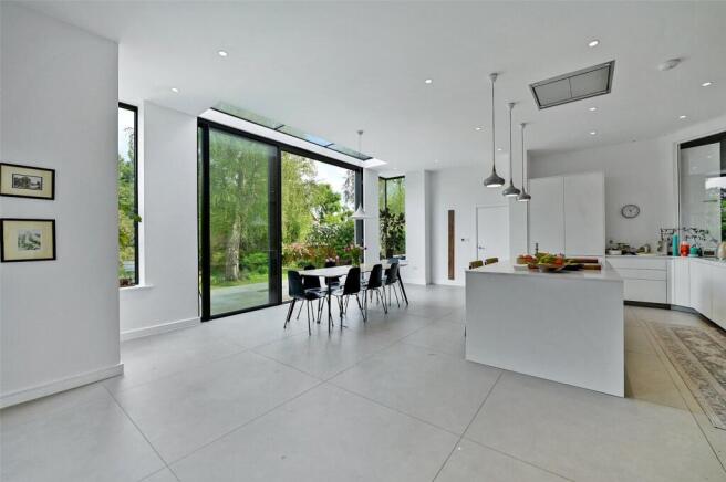 Kitchen/Dining