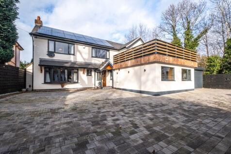 Belwell Lane, Four Oaks, Sutton Coldfield, B74 4AB