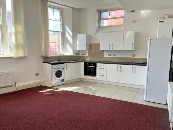 Kitchen / Lounge