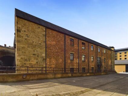 Curzon Place, Gateshead Quays