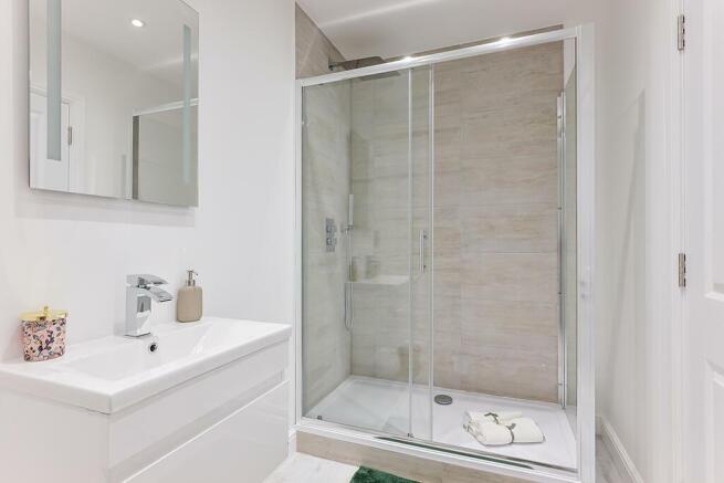 ensuite.jpeg