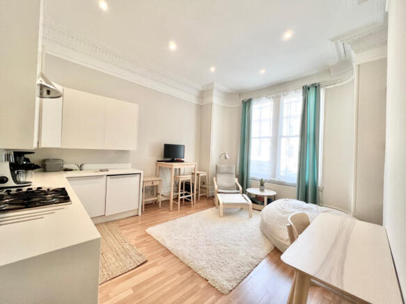1 Bedroom Flat for Rent