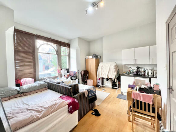 Studio Flat for Rent in Belsize Park