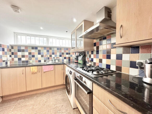 0 Bedroom Flat for Rent