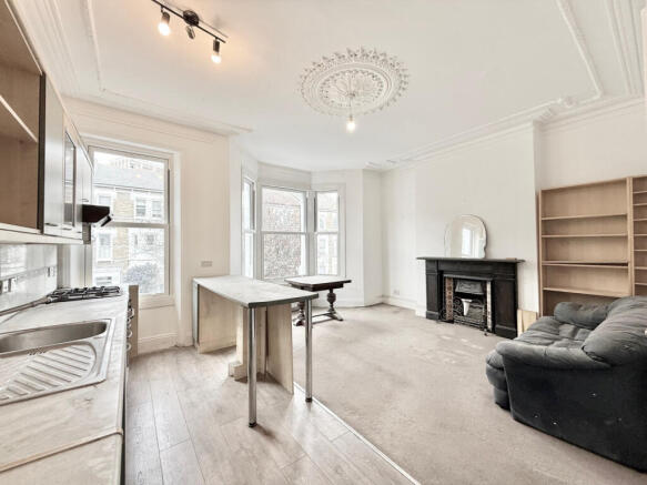 2 Bedroom Flat for Rent