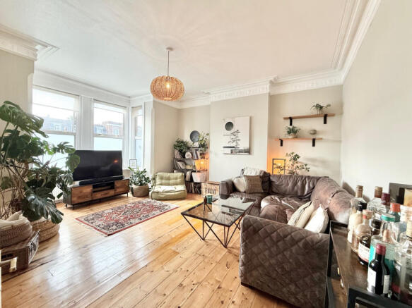 2 Bedroom Flat for Rent