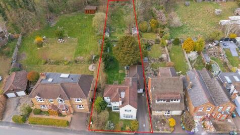 Rucklers Lane, Kings Langley, Hertfordshire, WD4