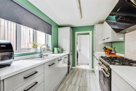 Edinburgh Street, Swindon, Wiltshire, SN2