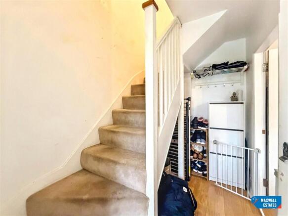 WhatsApp Image 2025-12-18 at 13.56.49 (7).jpg