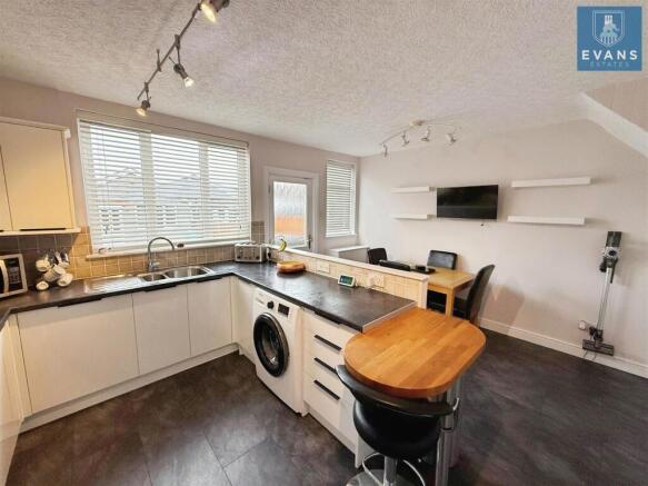 Refitted Kitchen Diner