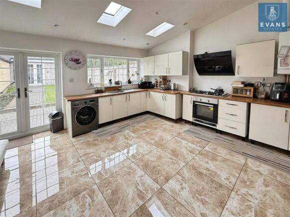 Extended Refitted Kitchen Diner