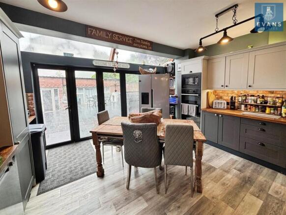 Kitchen Diner