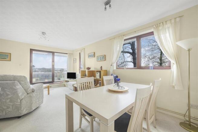 Kitchen/Living Room