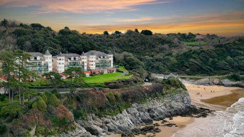 Caswell Bay Court, Caswell, Swansea