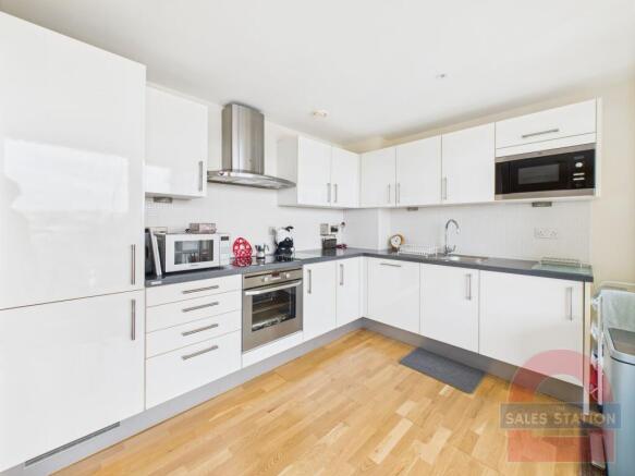 Kitchen/ Lounge